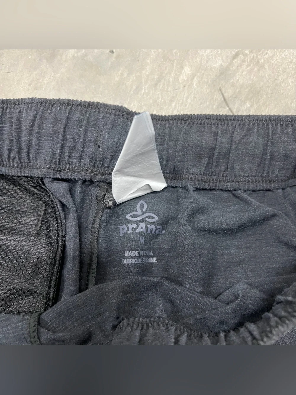 Prana Shorts Womens Medium Gray Performance Blend Elastic Waist Hike Jog Outdoor - Picture 8 of 8